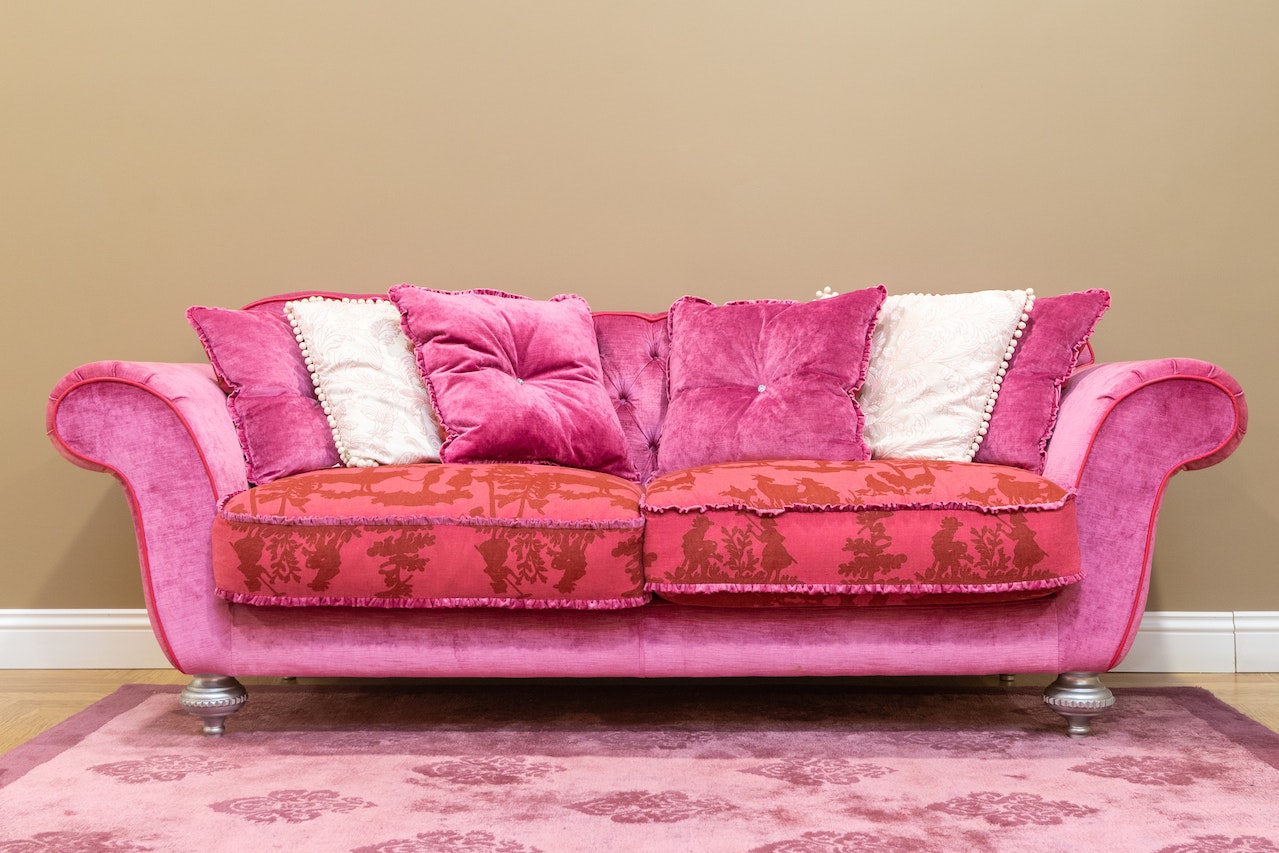 Sofa Upholstery in Dubai<br />
